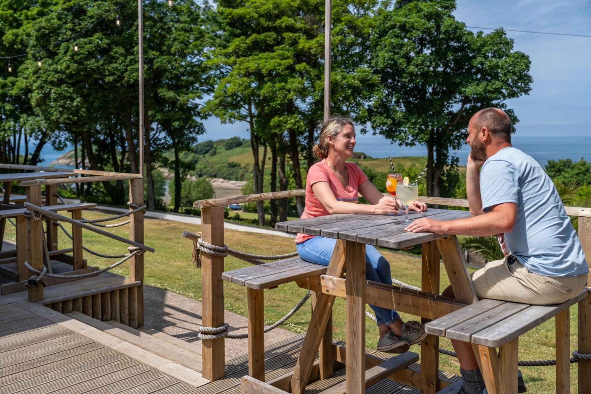 Watermouth Lodges Илфракомб Екстериор снимка