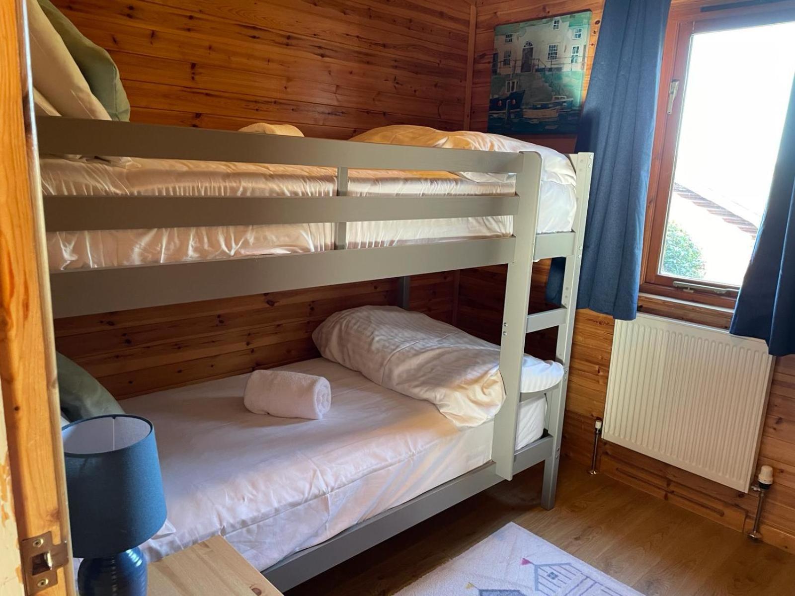 Watermouth Lodges Илфракомб Стая снимка