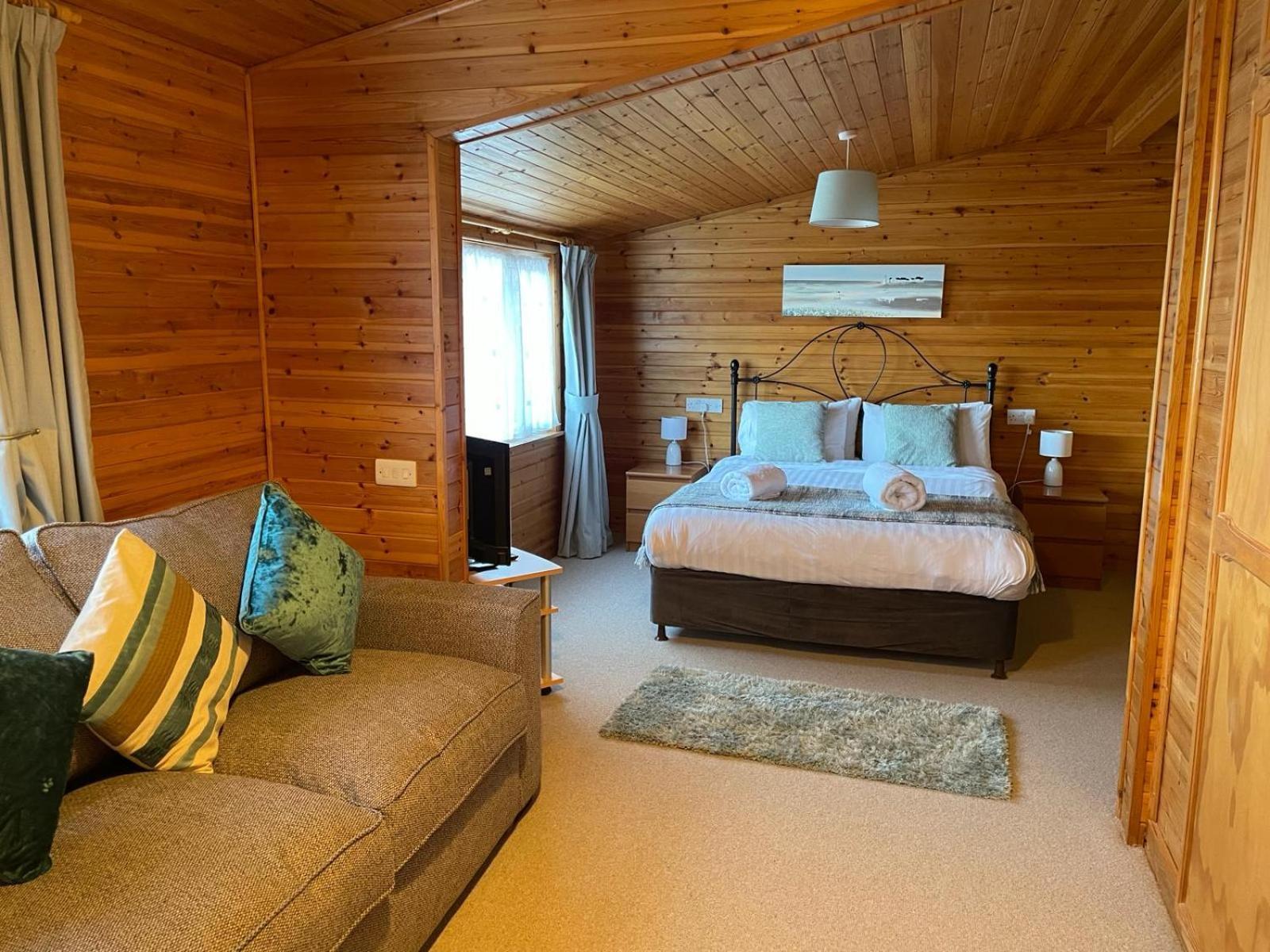 Watermouth Lodges Илфракомб Стая снимка