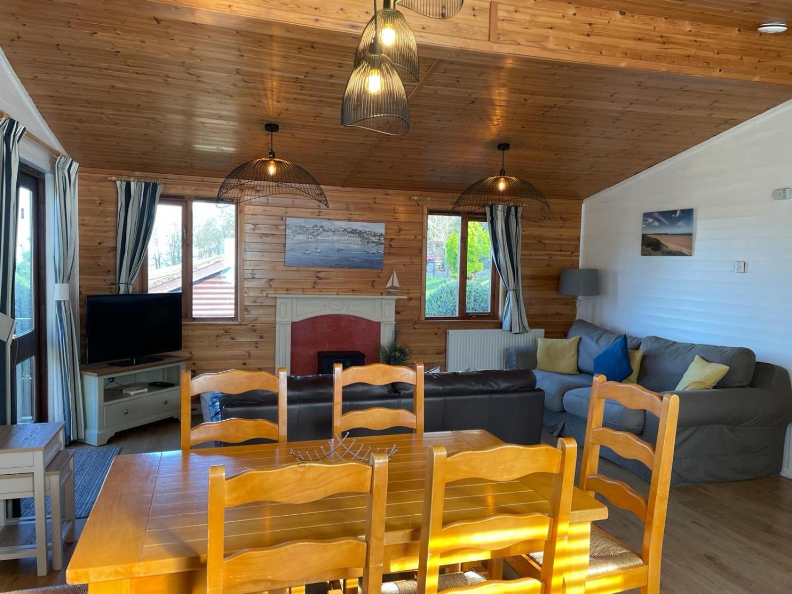 Watermouth Lodges Илфракомб Стая снимка